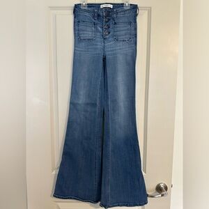 Abercrombie & Fitch Women's Wide Leg Flared Jeans